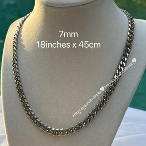 Stainless Steel Unisex Cuban Link Necklace 18” 7mm
